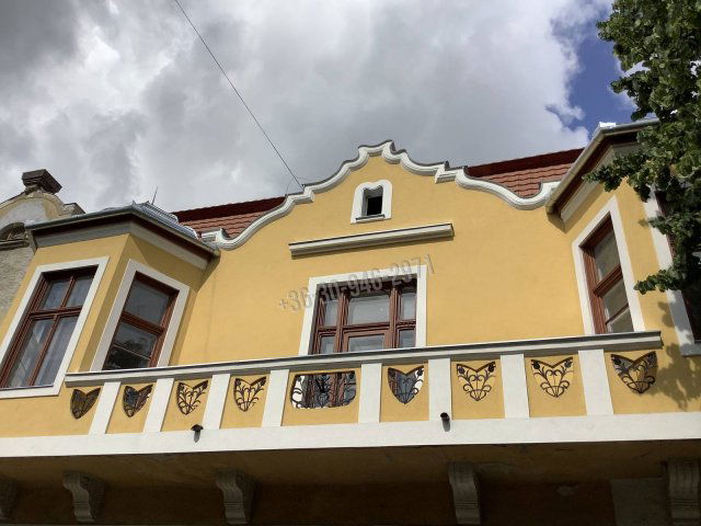 Eladó ipari ingatlan, Békéscsabán 250 M Ft