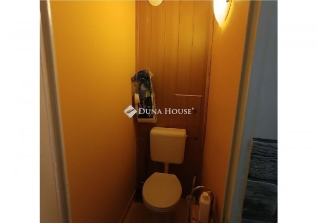 Eladó panellakás, Pécsett 39.5 M Ft, 2 szobás