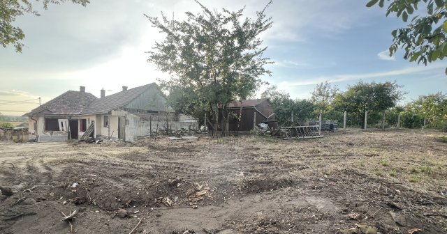 Eladó családi ház, Szedresen 9.9 M Ft, 3 szobás