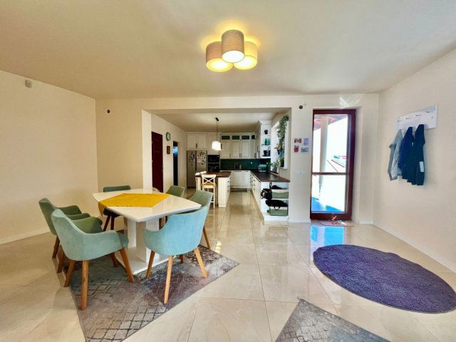 Eladó családi ház, Miskolcon 217.9 M Ft, 6 szobás