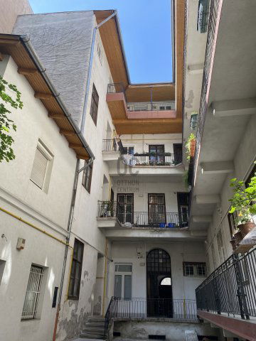 Eladó téglalakás, Budapesten, VI. kerületben 98.9 M Ft, 4 szobás