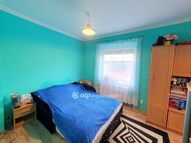 Eladó családi ház, Érden 84.9 M Ft, 4 szobás