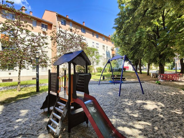 Eladó téglalakás, Pécsett, Dobó István utcában 24.9 M Ft