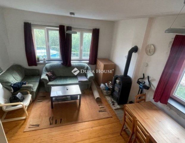 Eladó családi ház, Szentendrén 110 M Ft, 4 szobás