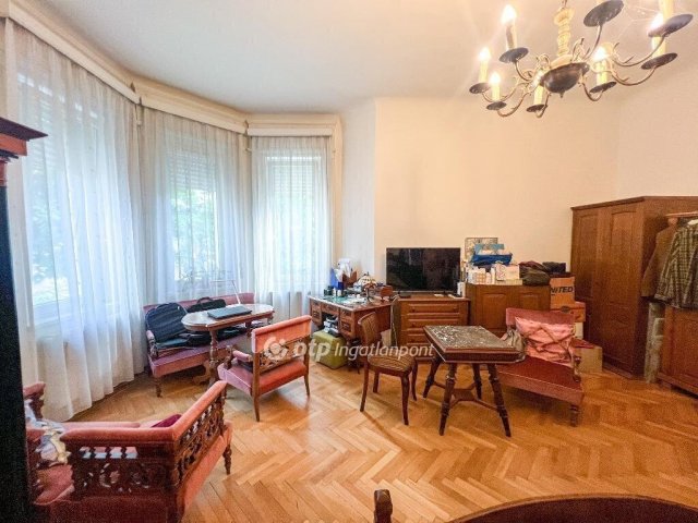 Eladó téglalakás, Budapesten, I. kerületben 199.9 M Ft, 3 szobás
