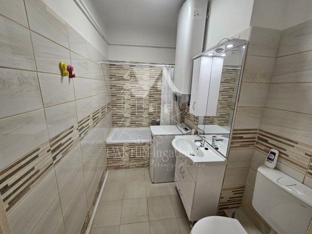 Kiadó téglalakás, albérlet, Szolnokon 145 E Ft / hó, 1+2 szobás