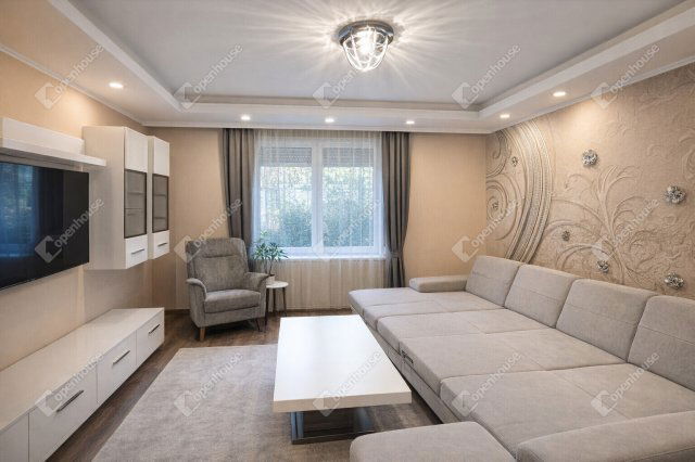 Eladó családi ház, Szegeden 119 M Ft, 4 szobás