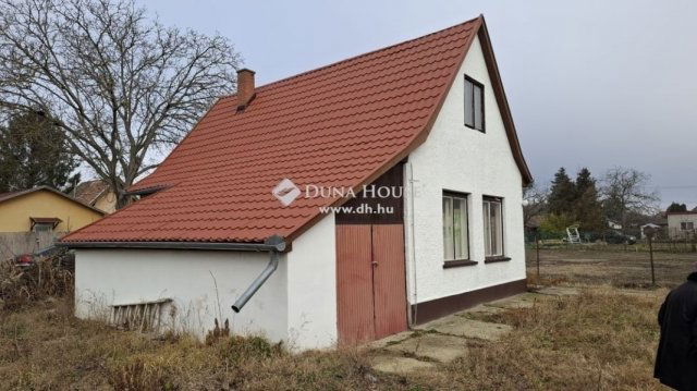 Eladó családi ház, Halásztelken 44 M Ft, 2 szobás