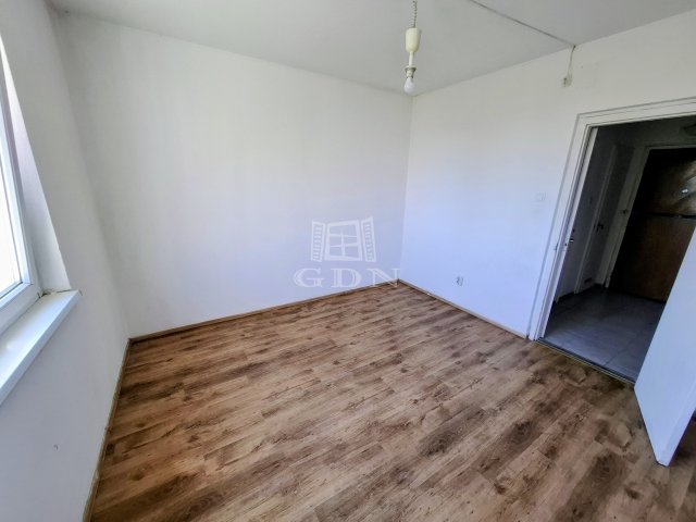 Eladó panellakás, Budapesten, III. kerületben 64.9 M Ft, 2 szobás