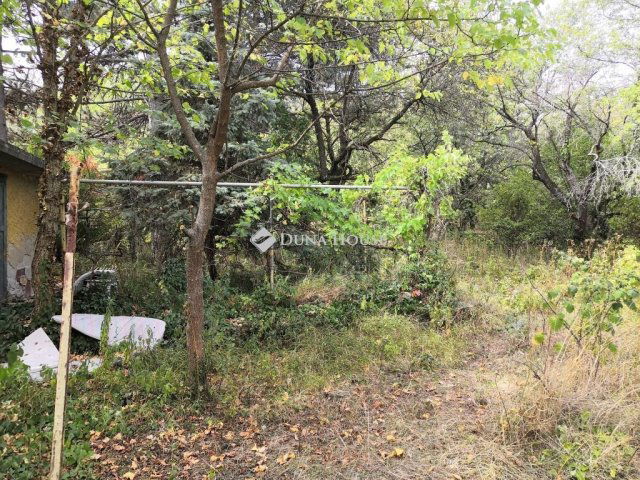 Eladó telek, Budapesten, III. kerületben 45 M Ft