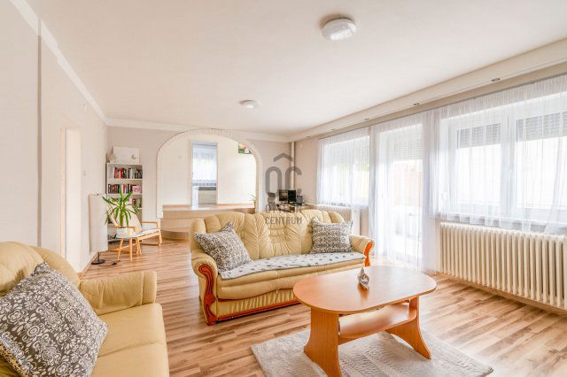 Eladó családi ház, Enyingen 58.9 M Ft, 5 szobás