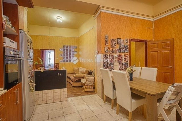 Eladó téglalakás, Budapesten, VIII. kerületben 75.9 M Ft