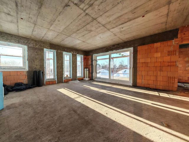 Eladó családi ház, Székesfehérvárott 175 M Ft, 5 szobás