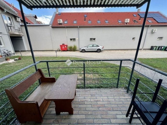 Eladó téglalakás, Bólyban 47.9 M Ft, 3 szobás