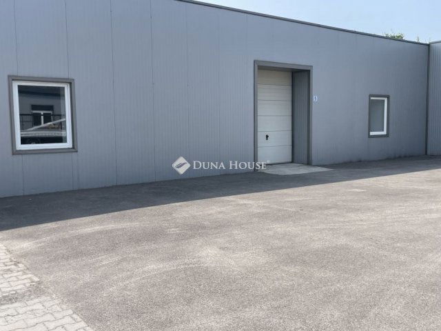 Kiadó ipari ingatlan, Vecsésen 372 E Ft / hó