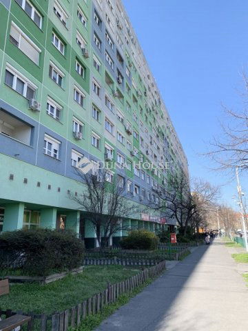 Eladó panellakás, Budapesten, III. kerületben 61.9 M Ft, 2 szobás