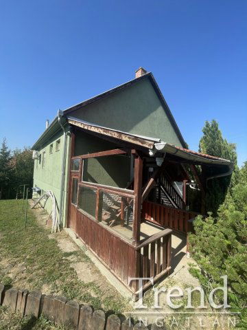 Eladó családi ház, Dunaújvárosban 79.9 M Ft, 3 szobás