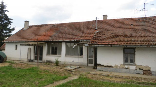 Eladó családi ház, Dobozon 5.8 M Ft, 2 szobás