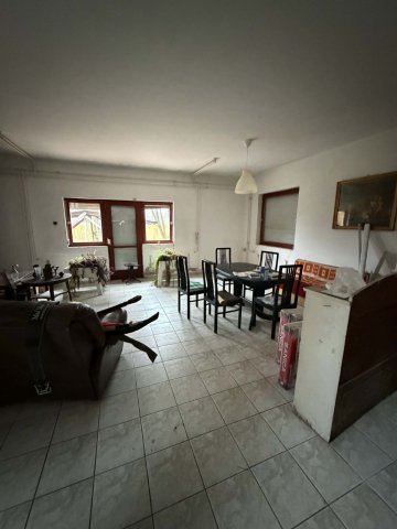 Eladó családi ház, Baracskán 55 M Ft, 3 szobás