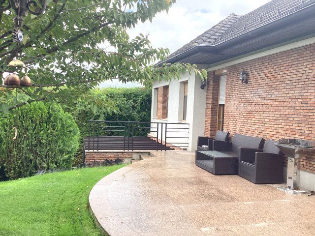 Eladó családi ház, Budapesten, XVI. kerületben 499.9 M Ft