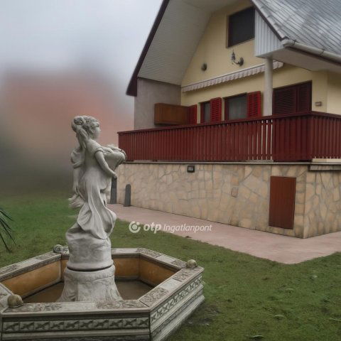 Eladó családi ház, Komáromban 49 M Ft, 4+1 szobás