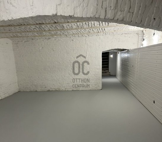 Eladó ipari ingatlan, Budapesten, VI. kerületben 80 M Ft