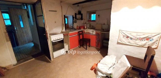 Eladó családi ház, Öcsödön 3.799 M Ft, 1 szobás