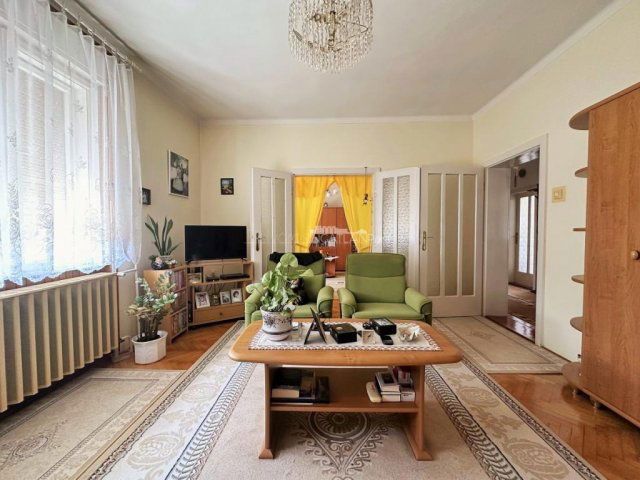 Eladó családi ház, Szombathelyen 65 M Ft, 3 szobás