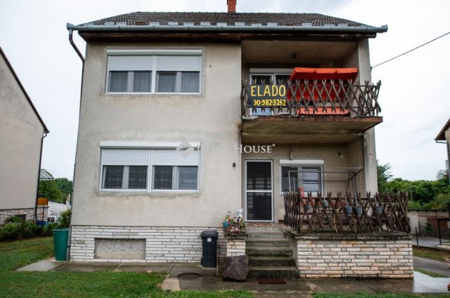 Eladó családi ház, Siklóson, Harkányi úton 78 M Ft, 6 szobás