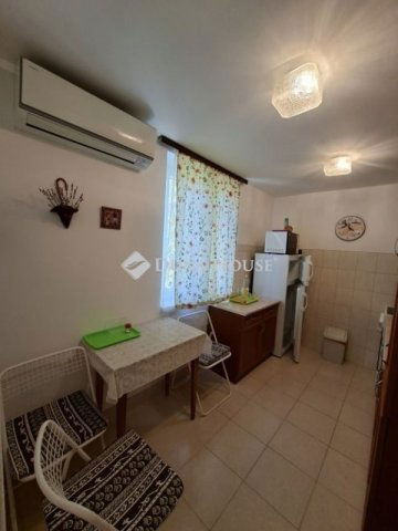 Eladó nyaraló, Siófokon 79.9 M Ft, 4 szobás