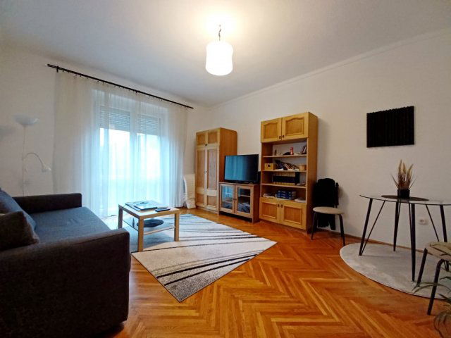 Eladó téglalakás, Budapesten, XIV. kerületben, Szervián utcában