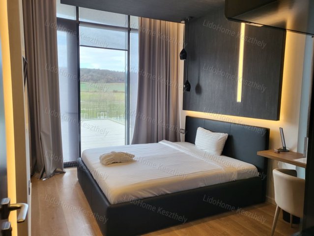 Eladó téglalakás, Zalacsányon 118.11 M Ft, 1 szobás