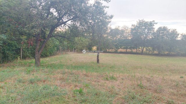 Eladó telek, Nyíregyházán 2.2 M Ft / költözzbe.hu