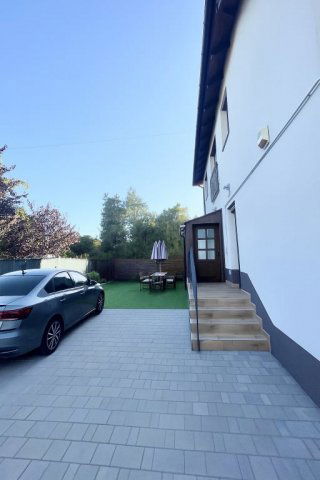 Eladó családi ház, Budapesten, IV. kerületben 115.9 M Ft