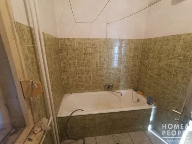 Eladó családi ház, Szegeden 110 M Ft, 4 szobás