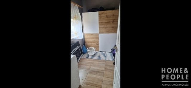 Eladó téglalakás, Makón 44.9 M Ft, 2 szobás