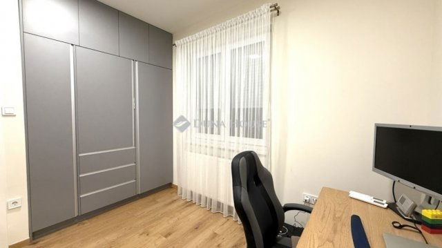 Eladó családi ház, Üllőn 130 M Ft, 5 szobás