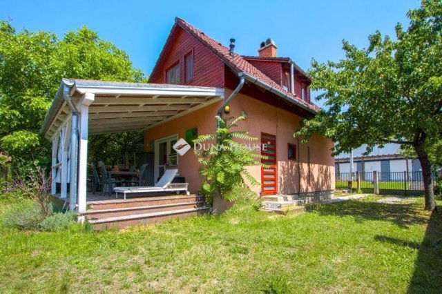Eladó családi ház, Gödön 94.9 M Ft, 4 szobás