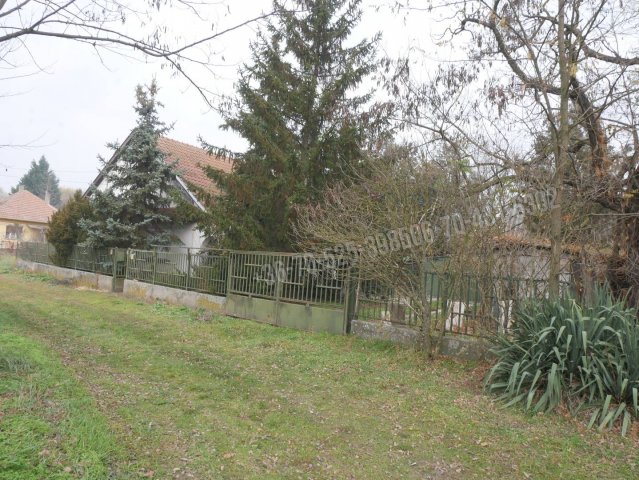 Eladó családi ház, Tápiószőlősön 32.9 M Ft, 3 szobás