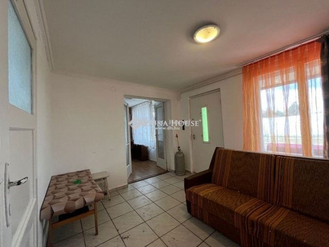 Eladó családi ház, Lajosmizsén 17.5 M Ft, 3 szobás