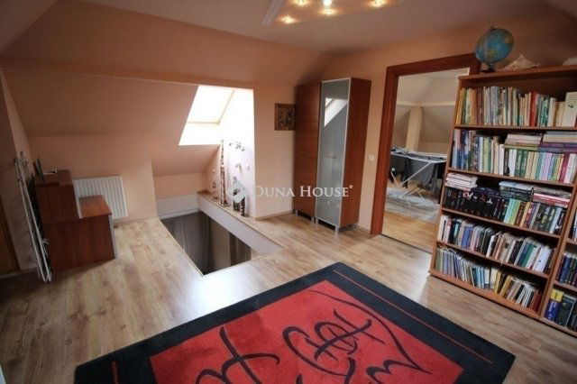 Eladó családi ház, Kecskeméten 99.9 M Ft, 5 szobás