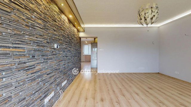 Eladó téglalakás, Mályin 36.99 M Ft, 2 szobás