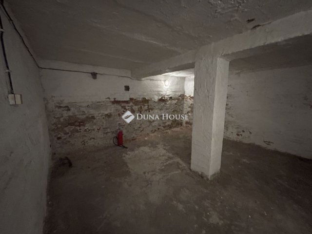 Eladó ipari ingatlan, Szombathelyen 9.9 M Ft / költözzbe.hu