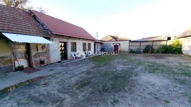 Eladó családi ház, Nagykőrösön 31.5 M Ft, 3 szobás