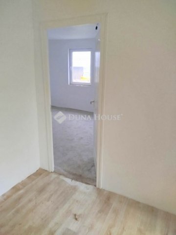 Eladó családi ház, Farmoson 28.9 M Ft, 3 szobás