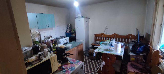 Eladó családi ház, Pilisen 14.5 M Ft, 2 szobás