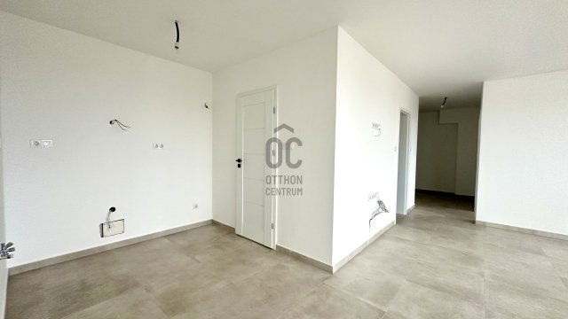 Eladó téglalakás, Debrecenben 89.99 M Ft, 3 szobás