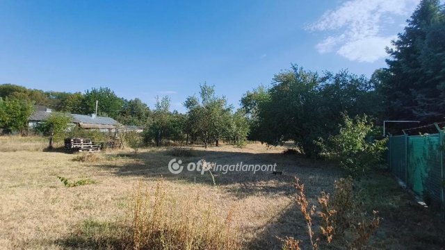 Eladó telek, Dunaújvárosban 7.5 M Ft / költözzbe.hu