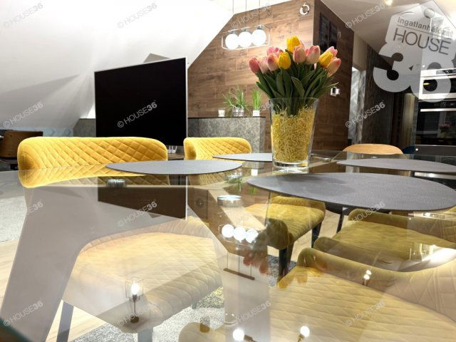 Eladó téglalakás, Szekszárdon 110 M Ft, 4 szobás