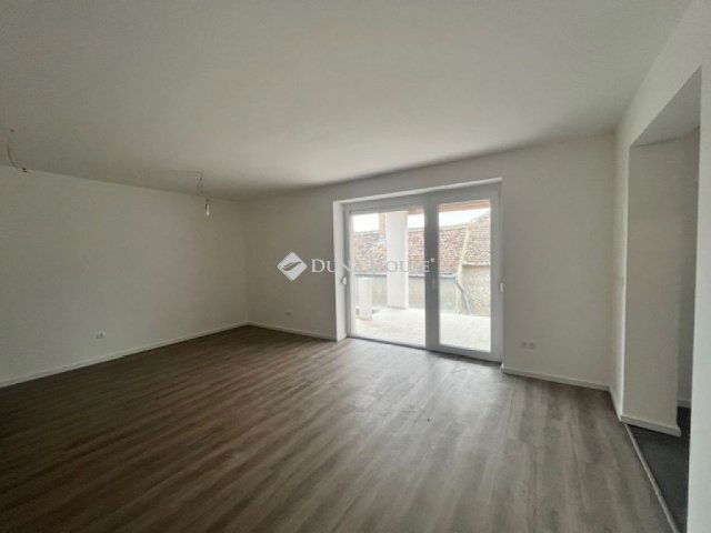 Eladó családi ház, Pécsváradon 79.9 M Ft, 4 szobás